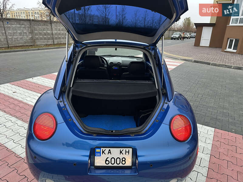 Хэтчбек Volkswagen Beetle 2003 в Киеве
