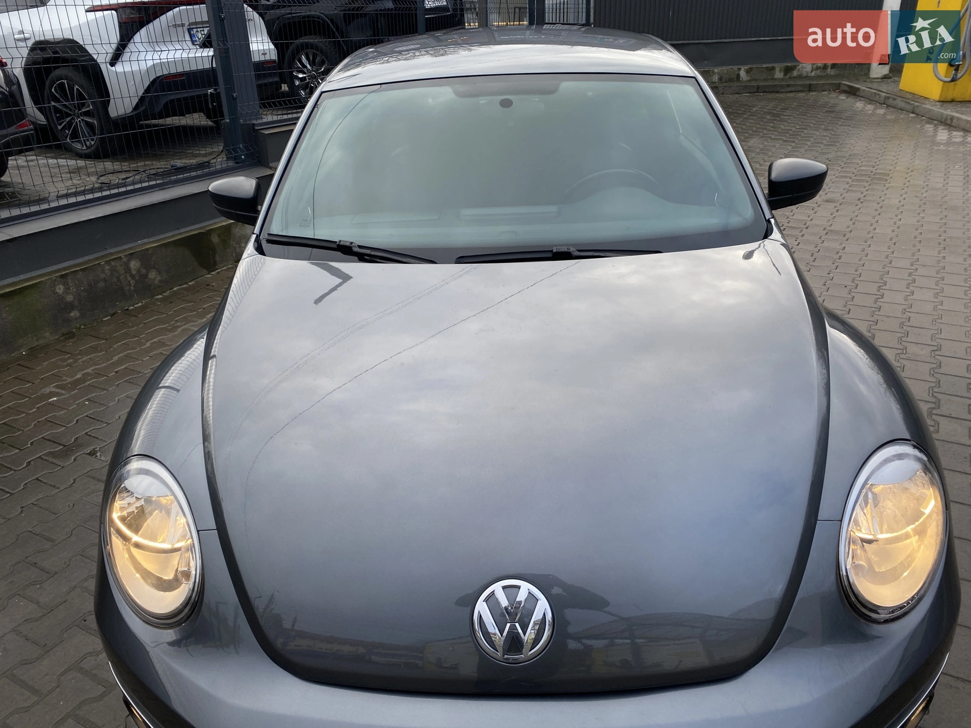 2018 Volkswagen Beetle - мініатюра 2