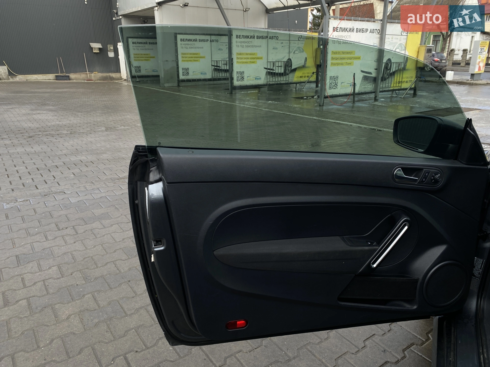2018 Volkswagen Beetle - мініатюра 28