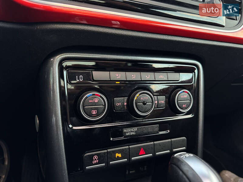 Хэтчбек Volkswagen Beetle 2017 в Стрые