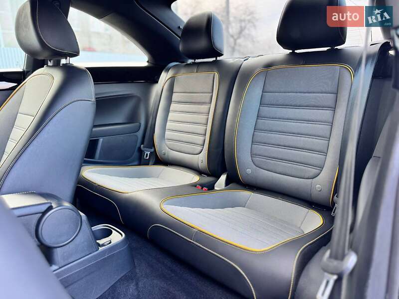 Хетчбек Volkswagen Beetle 2016 в Києві
