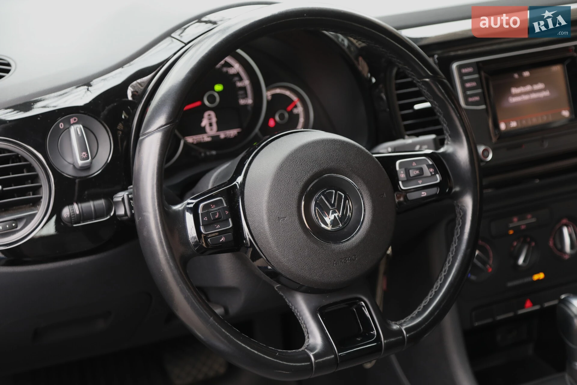 2018 Volkswagen Beetle - мініатюра 12
