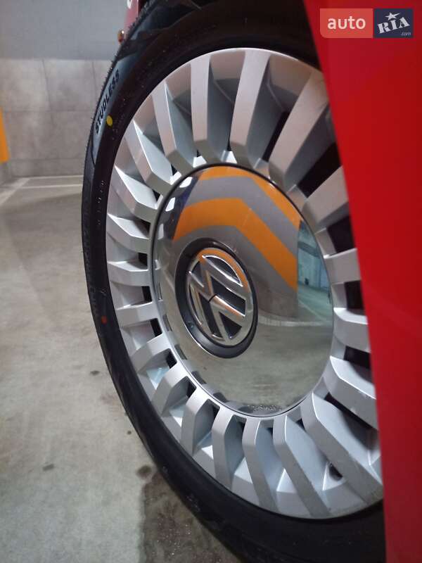Хетчбек Volkswagen Beetle 2016 в Києві
