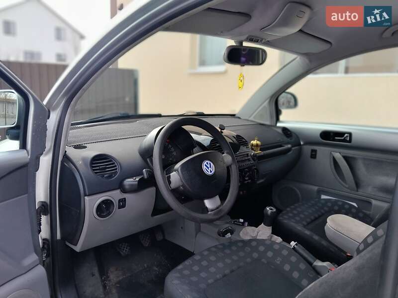 Хэтчбек Volkswagen Beetle 2000 в Виннице
