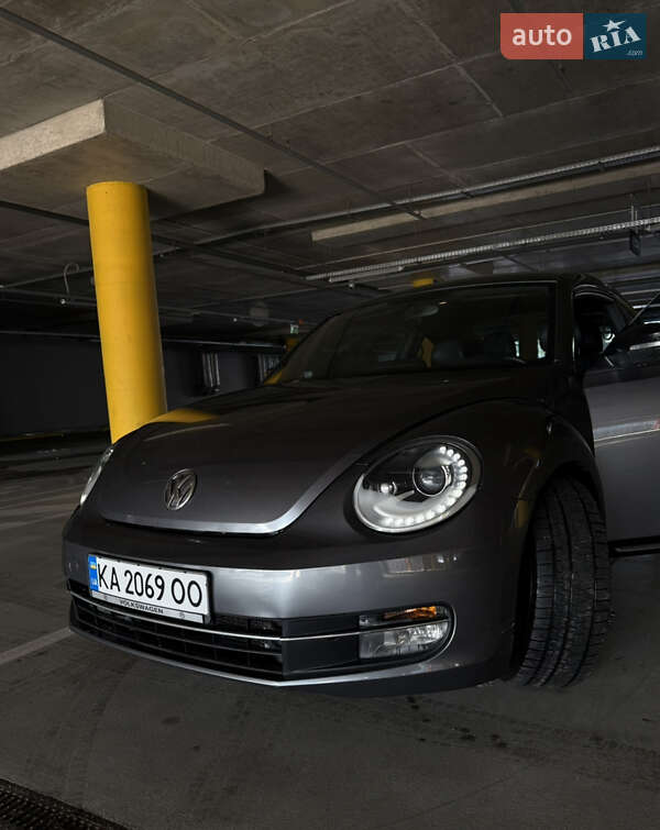 Volkswagen Beetle 2012 Volkswagen Beetle 2012