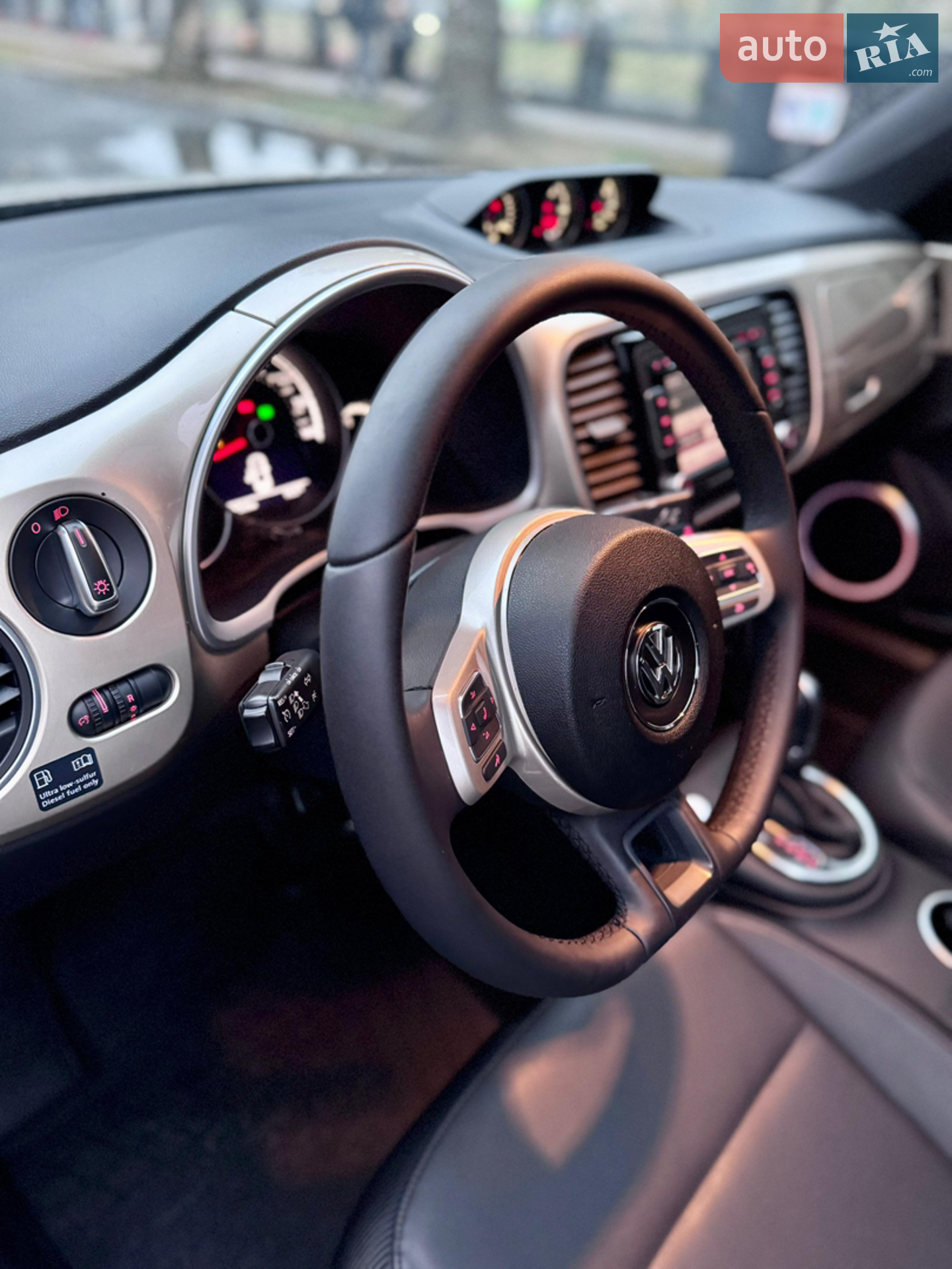 2012 Volkswagen Beetle - мініатюра 34