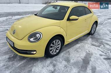 Хэтчбек Volkswagen Beetle 2015 в Киеве
