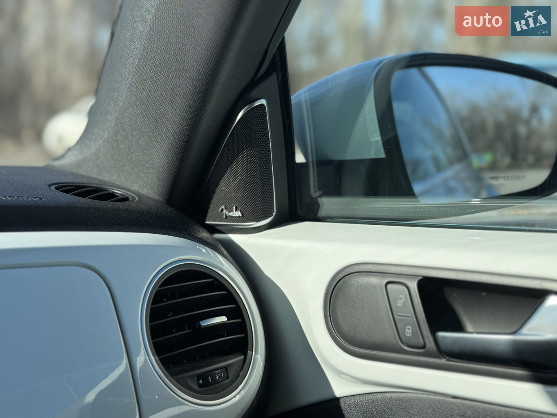 2018 Volkswagen Beetle - мініатюра 8