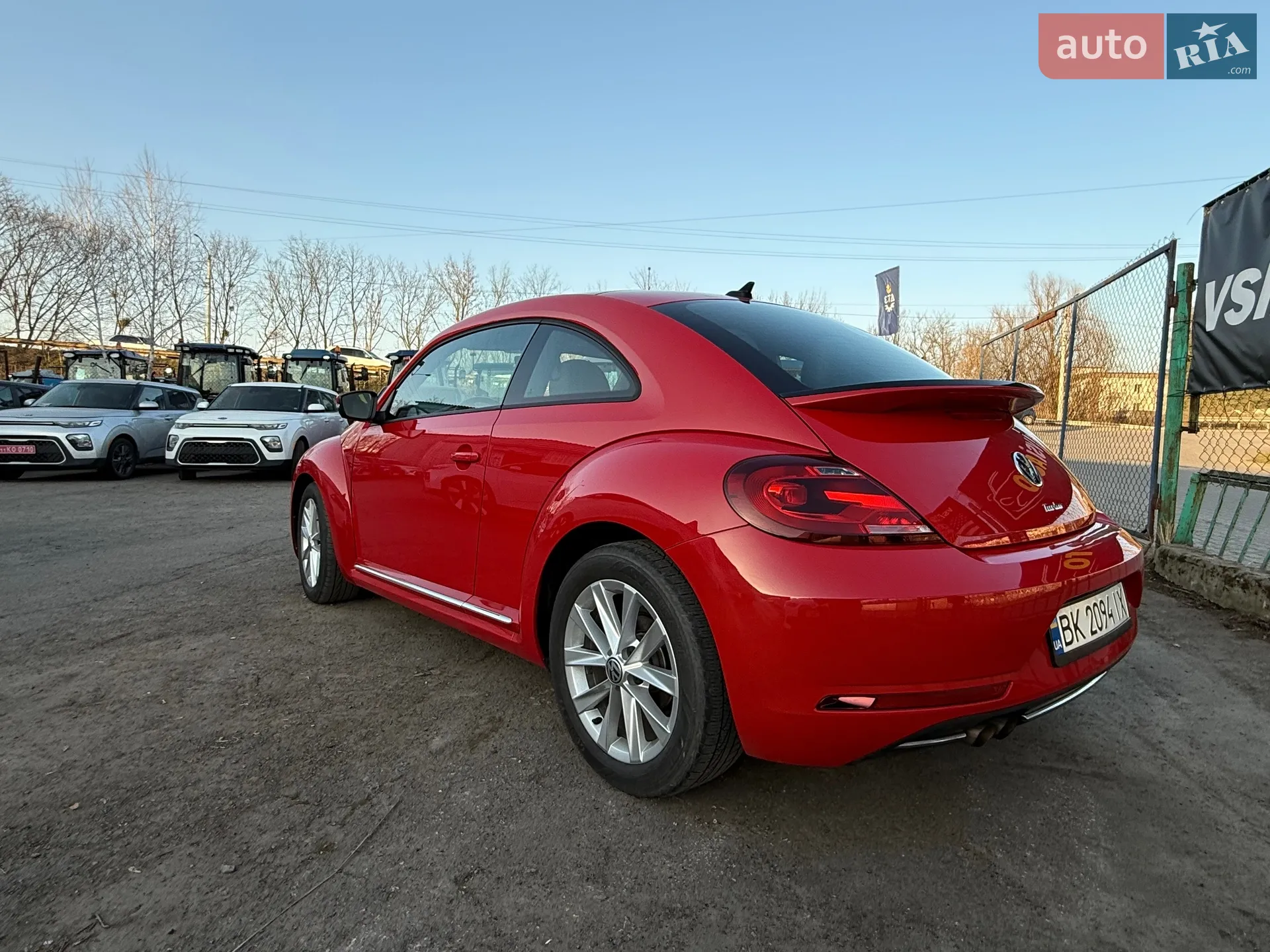 2016 Volkswagen Beetle - мініатюра 2