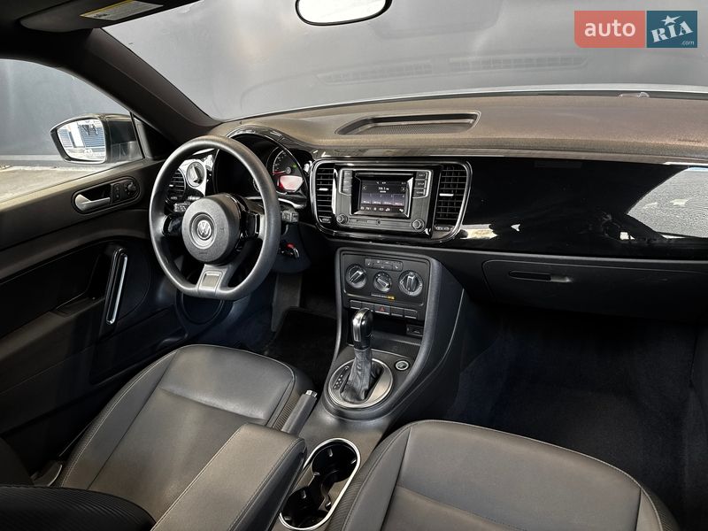 Хэтчбек Volkswagen Beetle 2015 в Киеве
