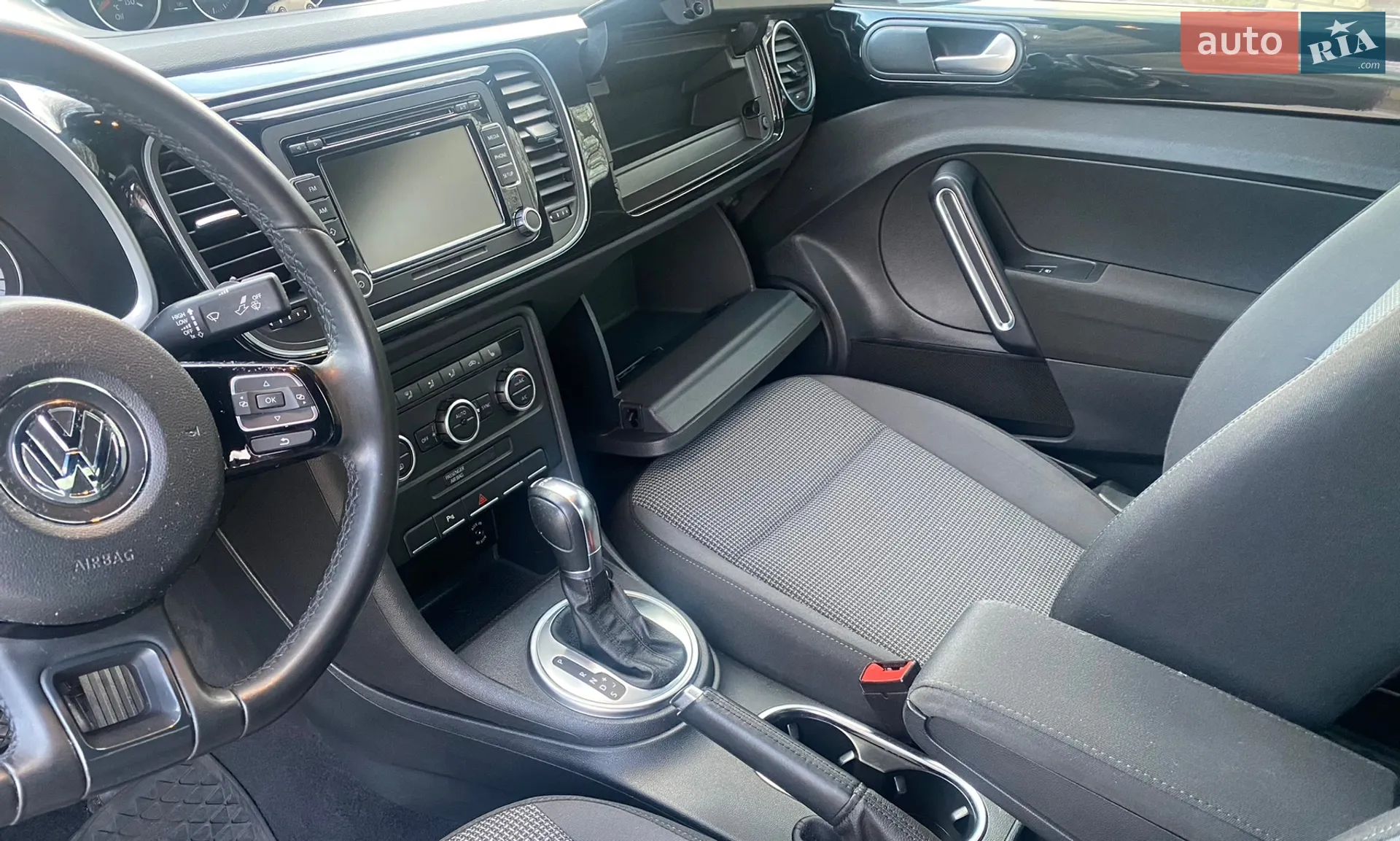2014 Volkswagen Beetle - мініатюра 21