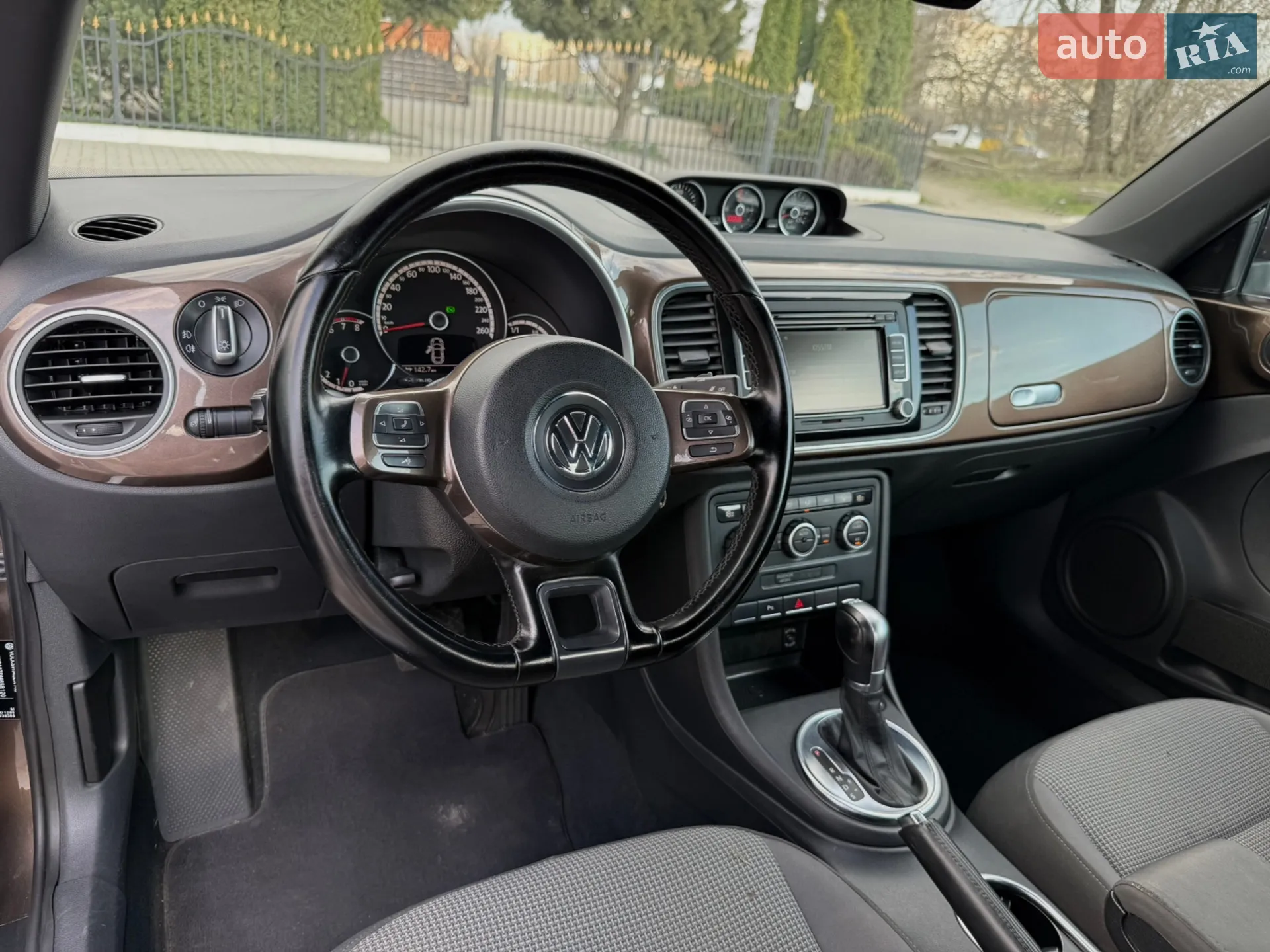 2013 Volkswagen Beetle - мініатюра 17