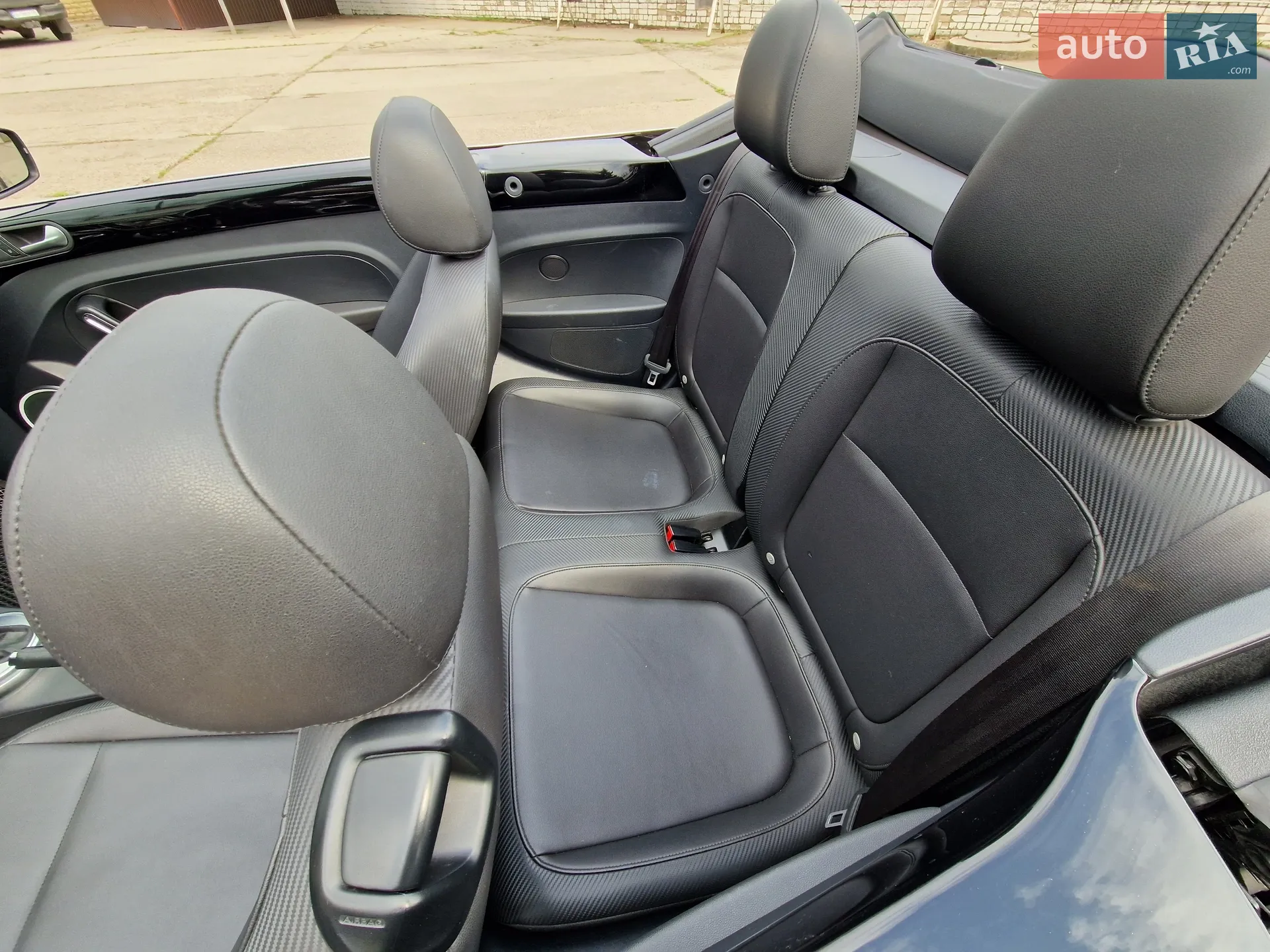 2017 Volkswagen Beetle - мініатюра 18
