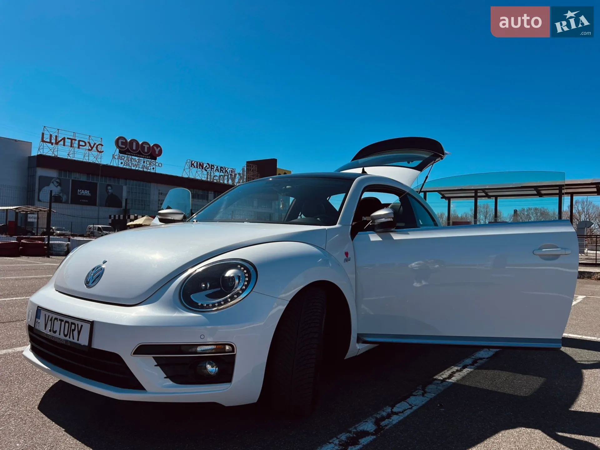 2014 Volkswagen Beetle - мініатюра 40