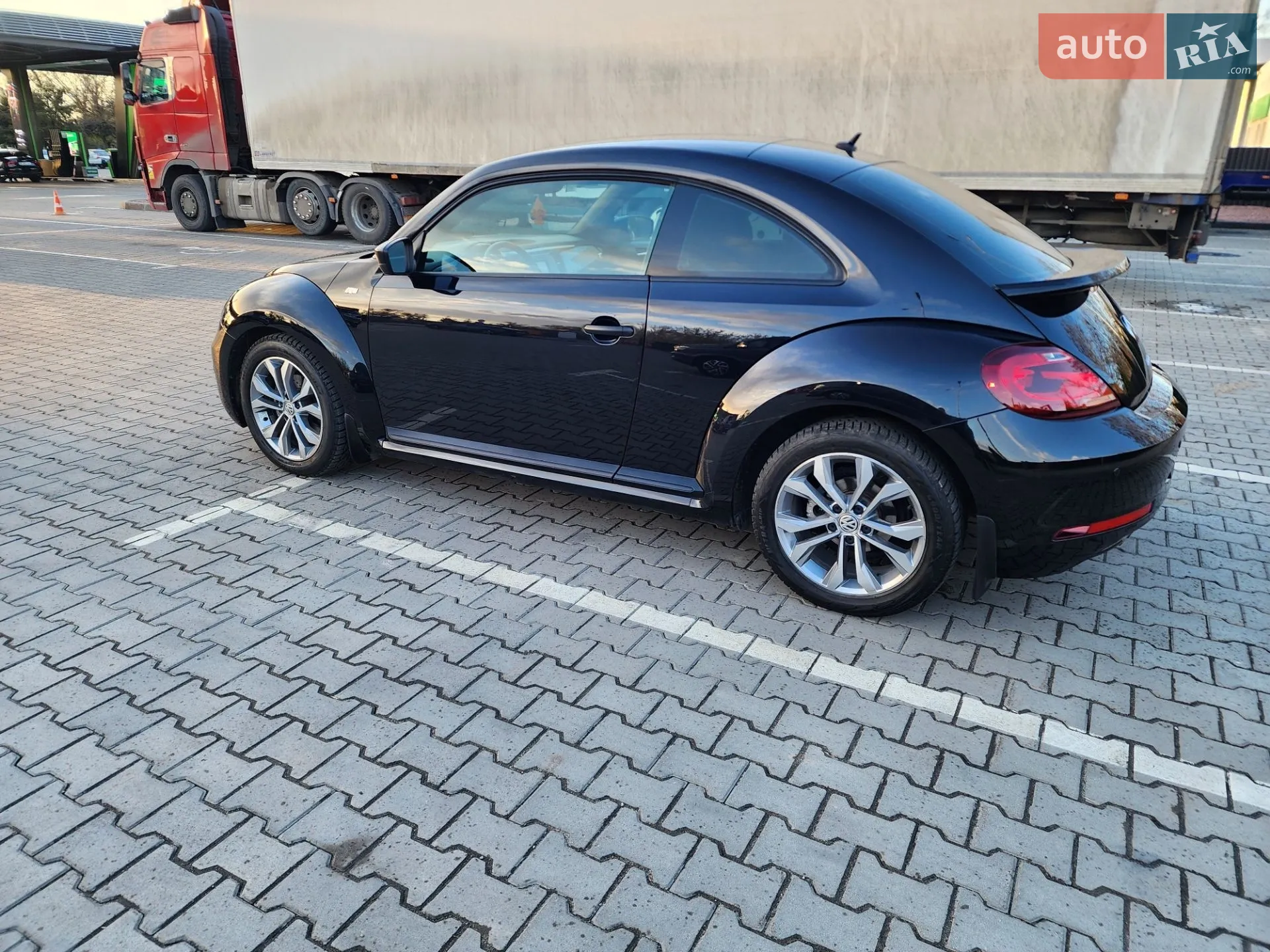 2017 Volkswagen Beetle - мініатюра 10