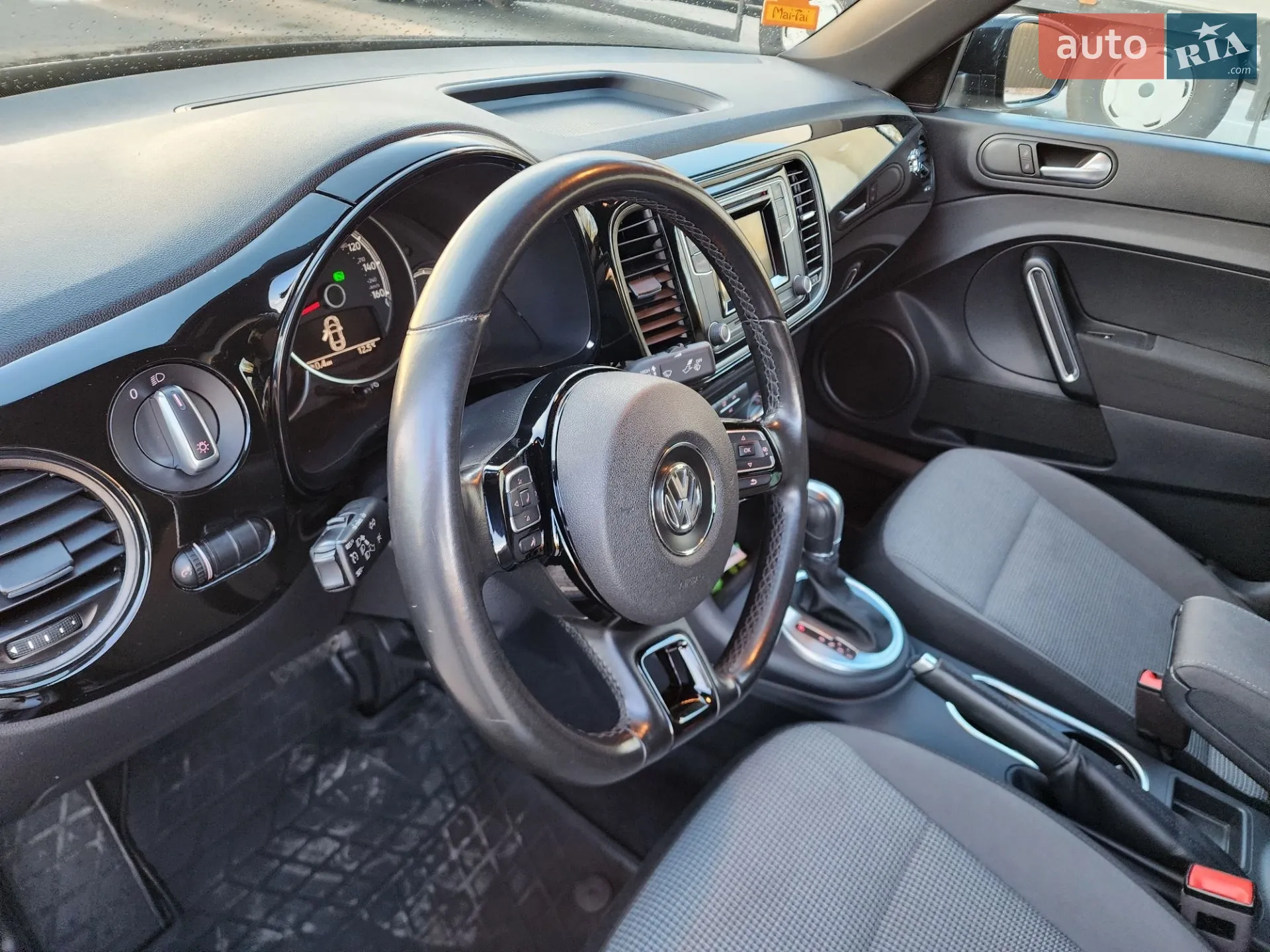 2017 Volkswagen Beetle - мініатюра 19