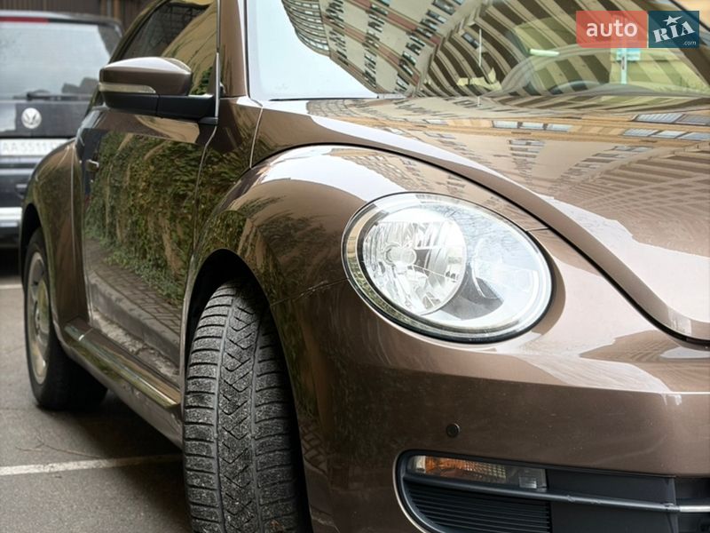 Хэтчбек Volkswagen Beetle 2012 в Киеве фото 10 Хэтчбек Volkswagen Beetle 2012 в Киеве