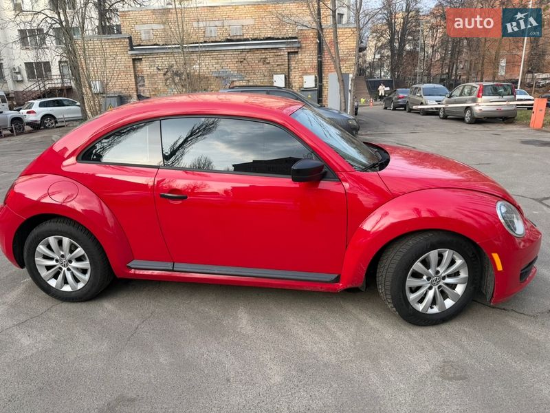 Хэтчбек Volkswagen Beetle 2014 в Киеве