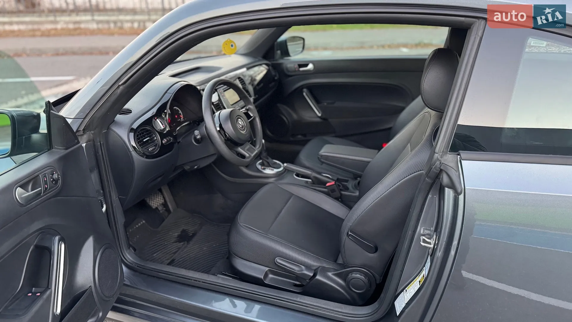 2016 Volkswagen Beetle - мініатюра 20