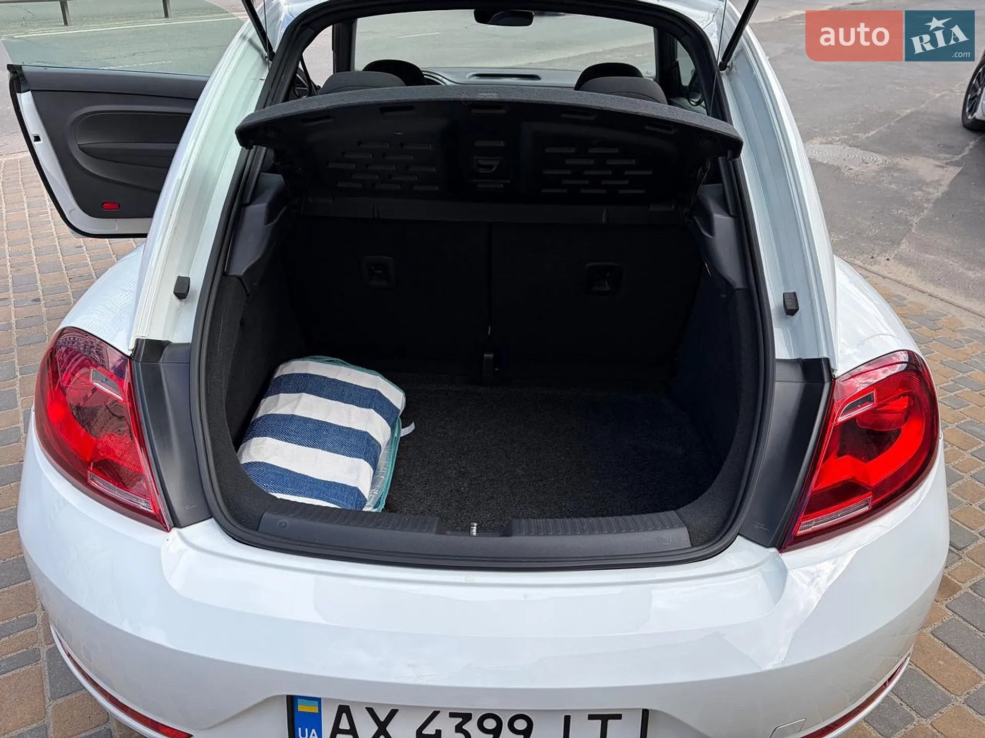 2016 Volkswagen Beetle - мініатюра 5
