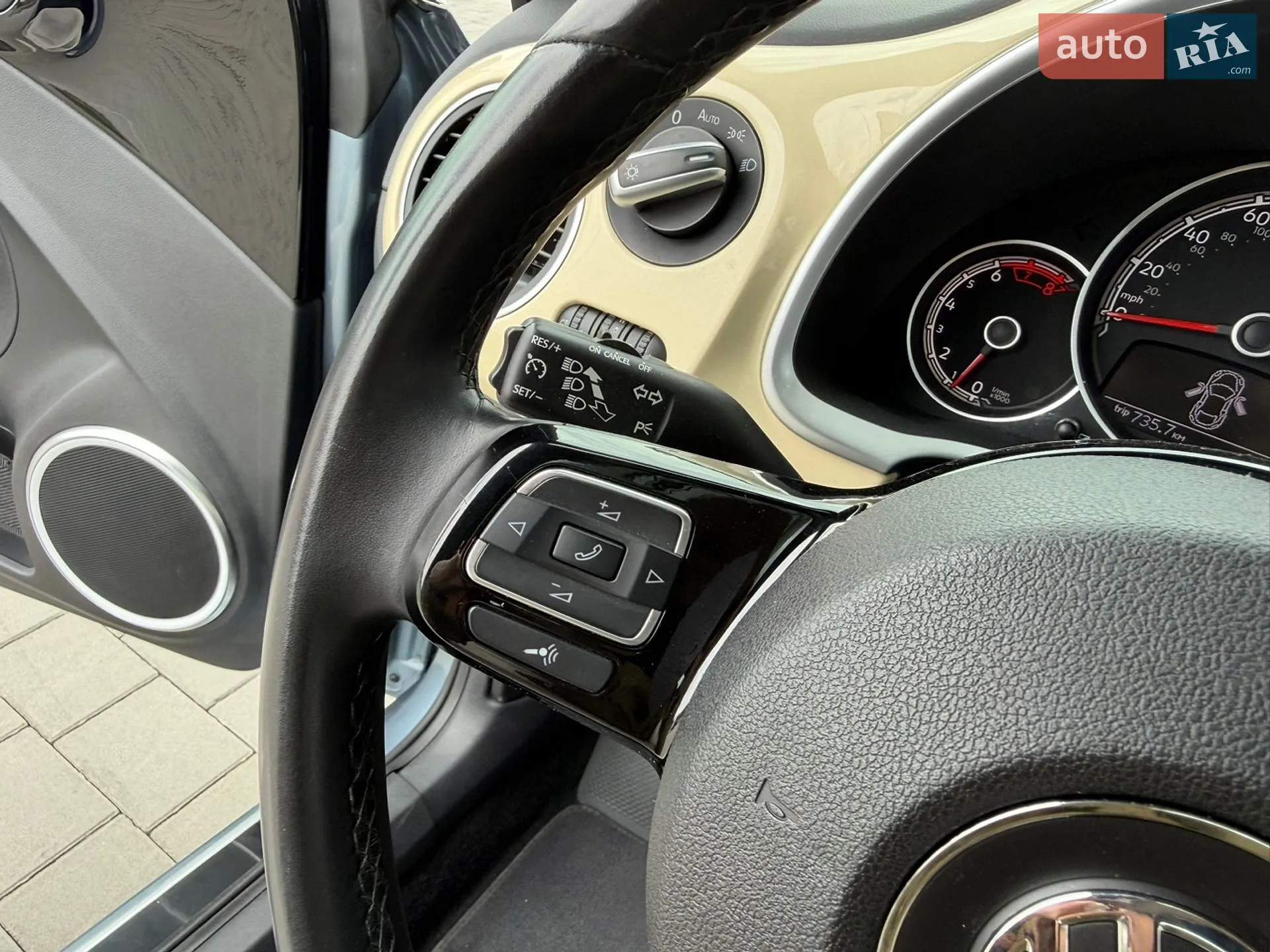 2018 Volkswagen Beetle - мініатюра 40