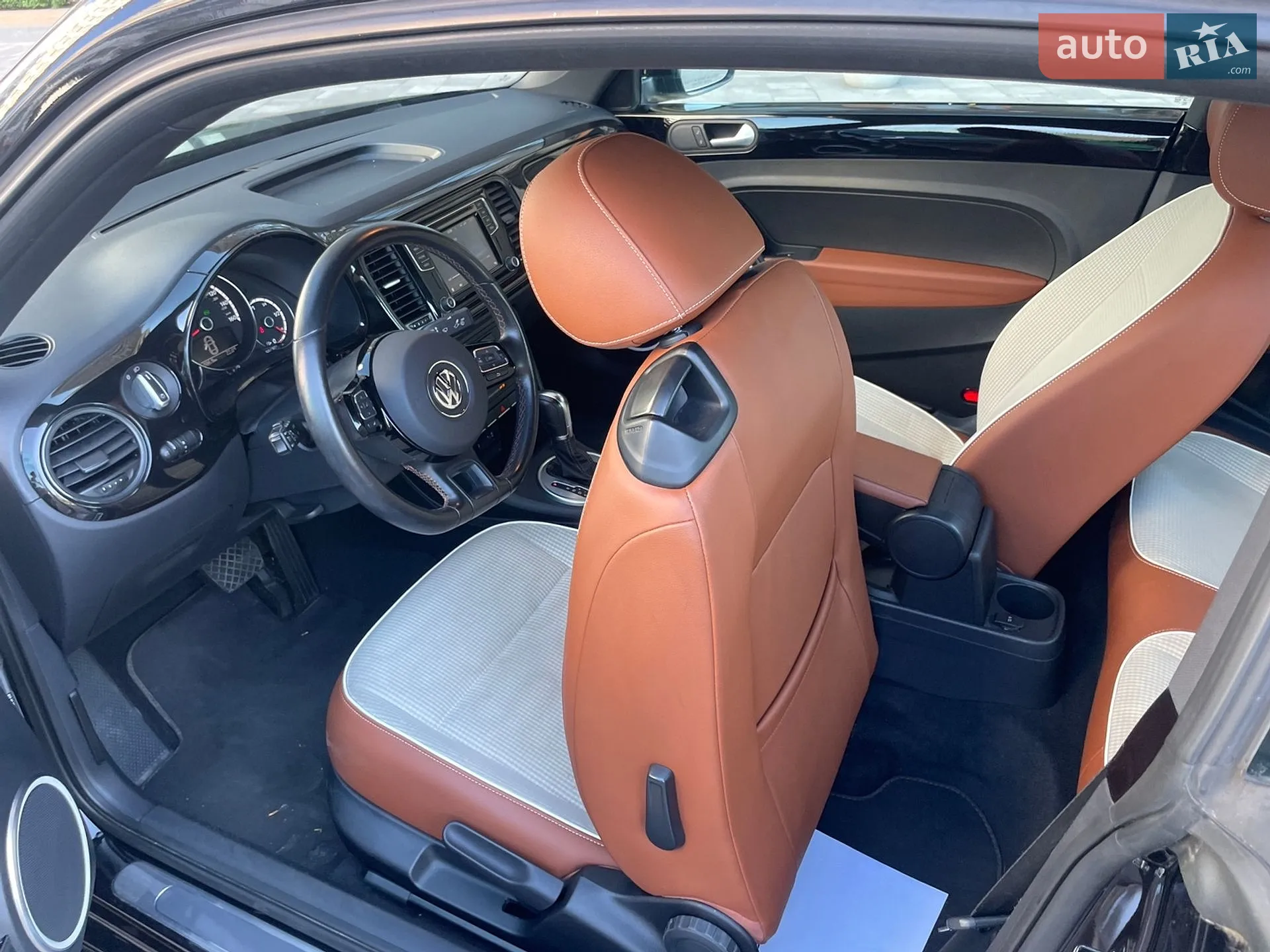 2016 Volkswagen Beetle - мініатюра 18