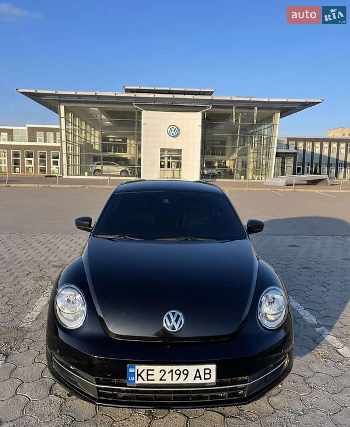 2017 Volkswagen Beetle - мініатюра 2