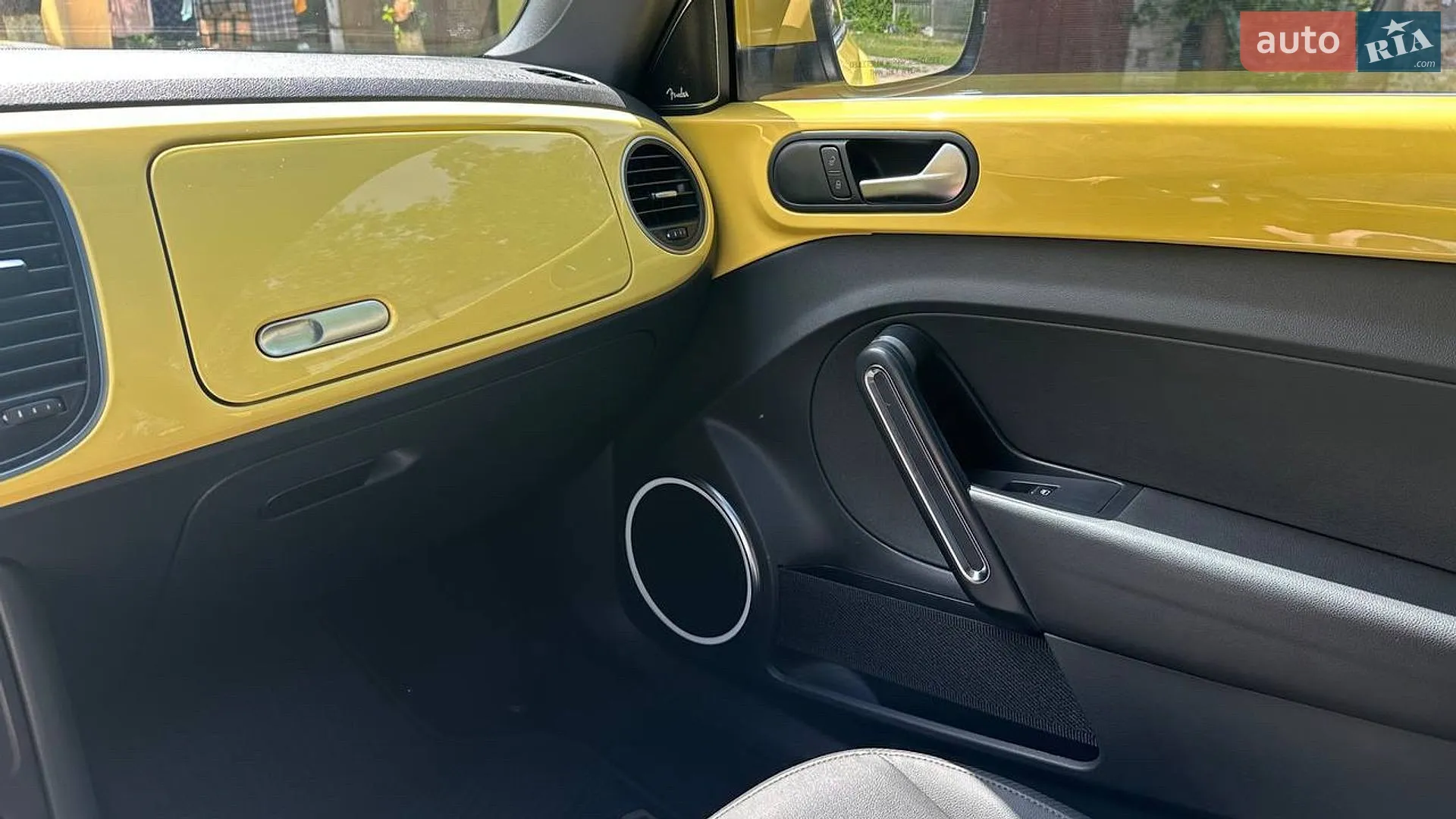 2013 Volkswagen Beetle - мініатюра 22