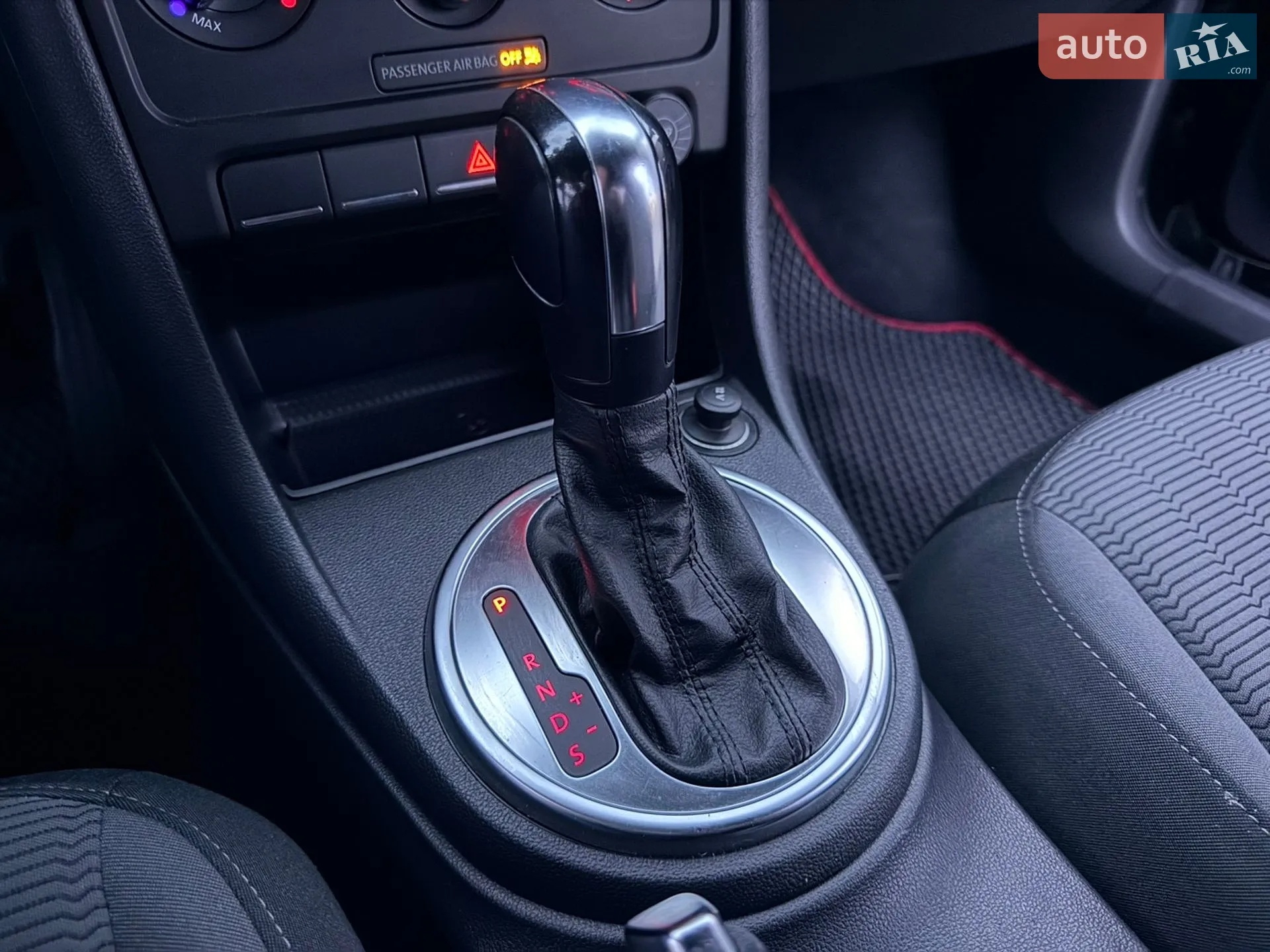 2013 Volkswagen Beetle - мініатюра 23