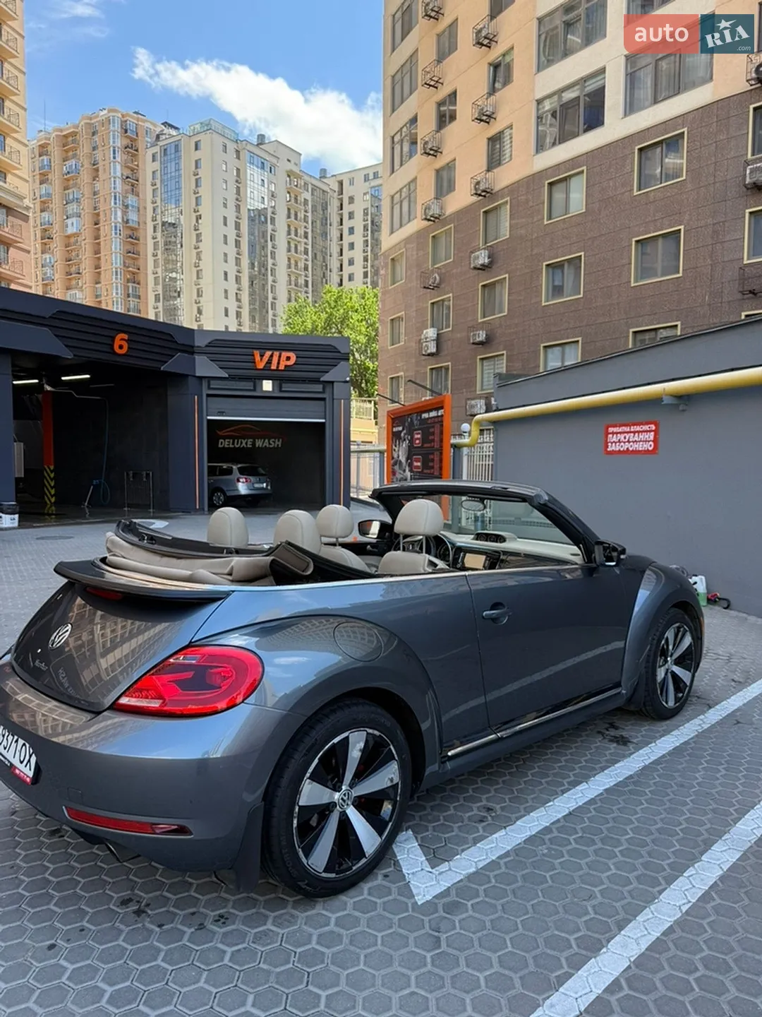 2013 Volkswagen Beetle - мініатюра 3