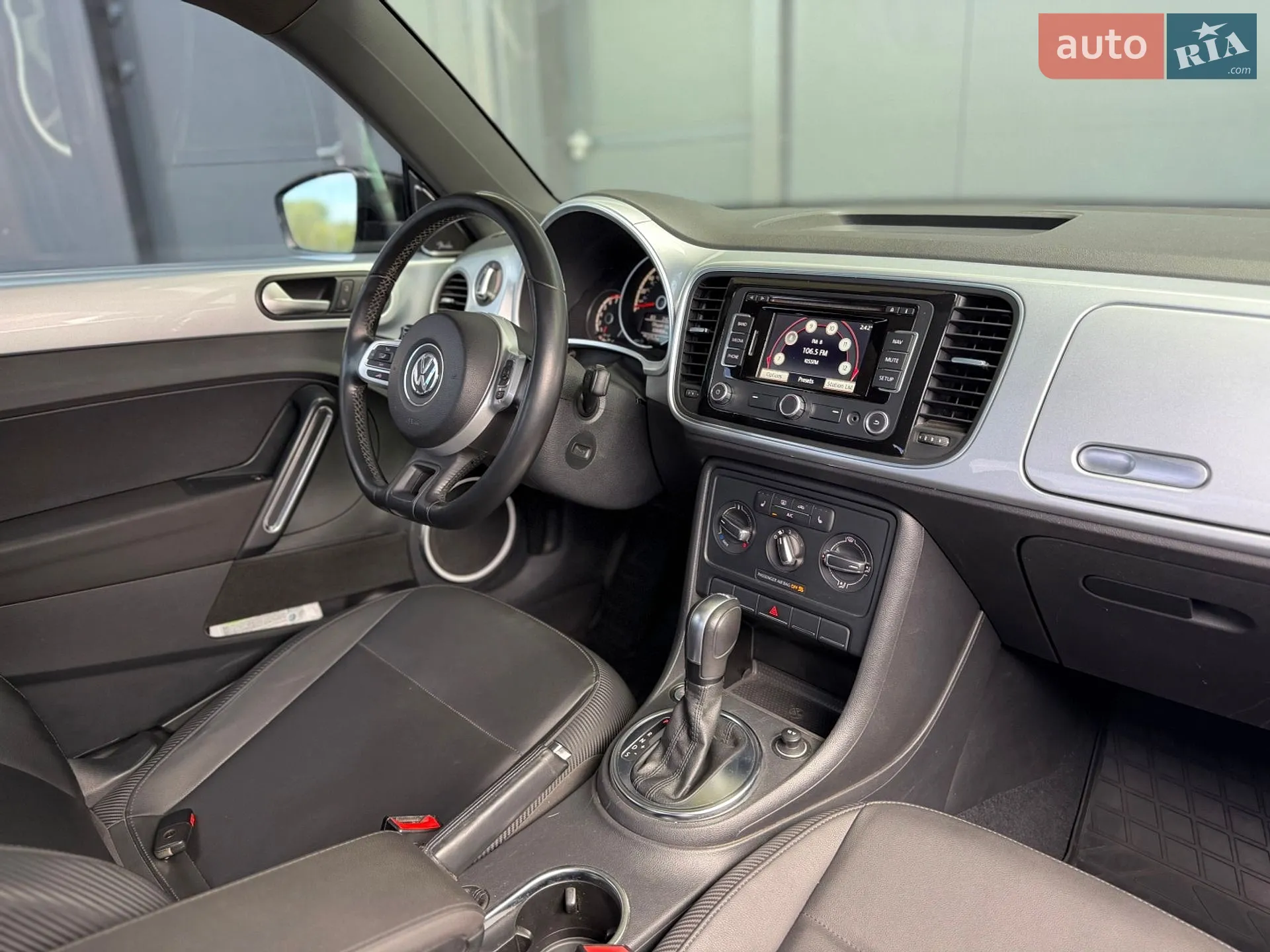 2013 Volkswagen Beetle - мініатюра 17