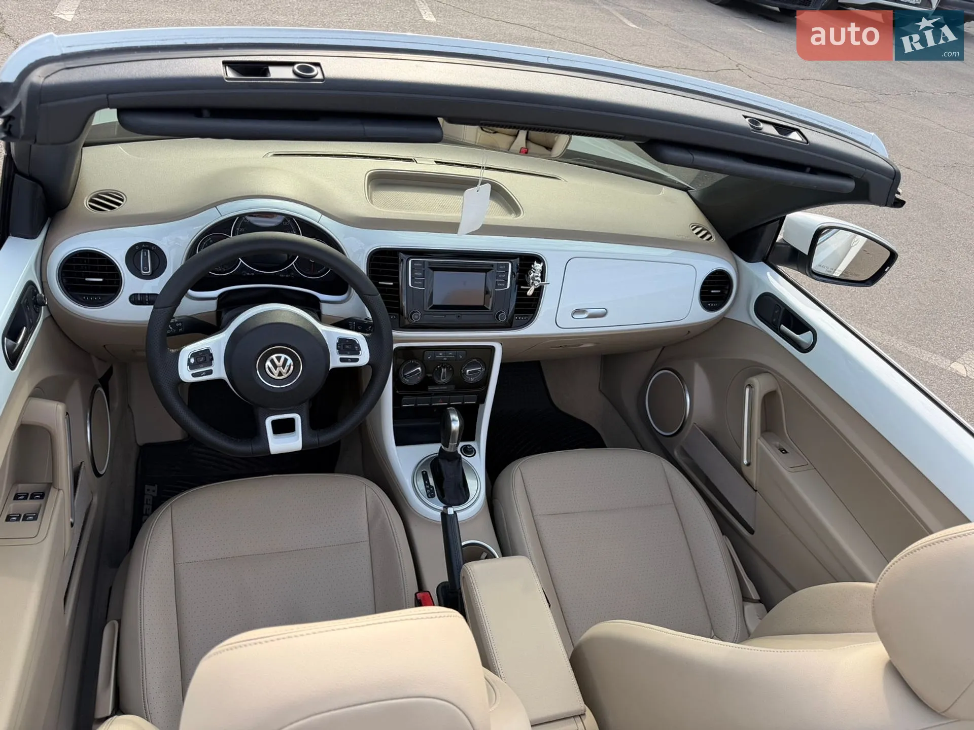 2017 Volkswagen Beetle - мініатюра 11