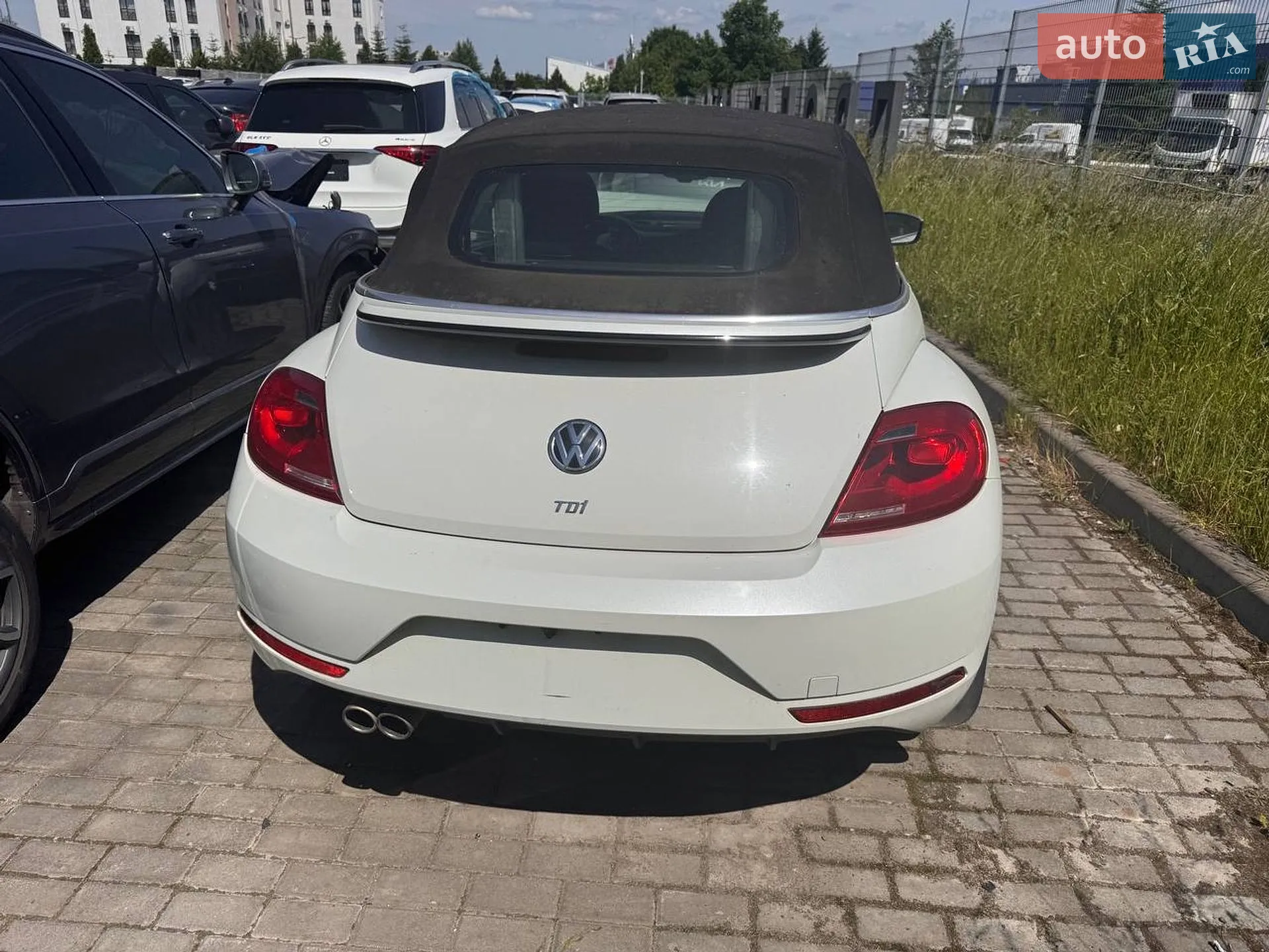 2014 Volkswagen Beetle - мініатюра 3
