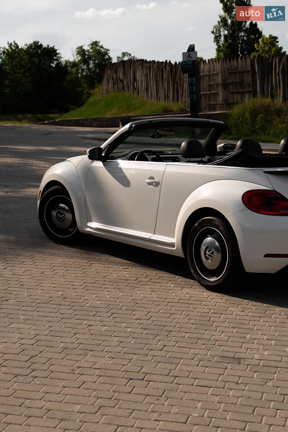 2013 Volkswagen Beetle - мініатюра 6