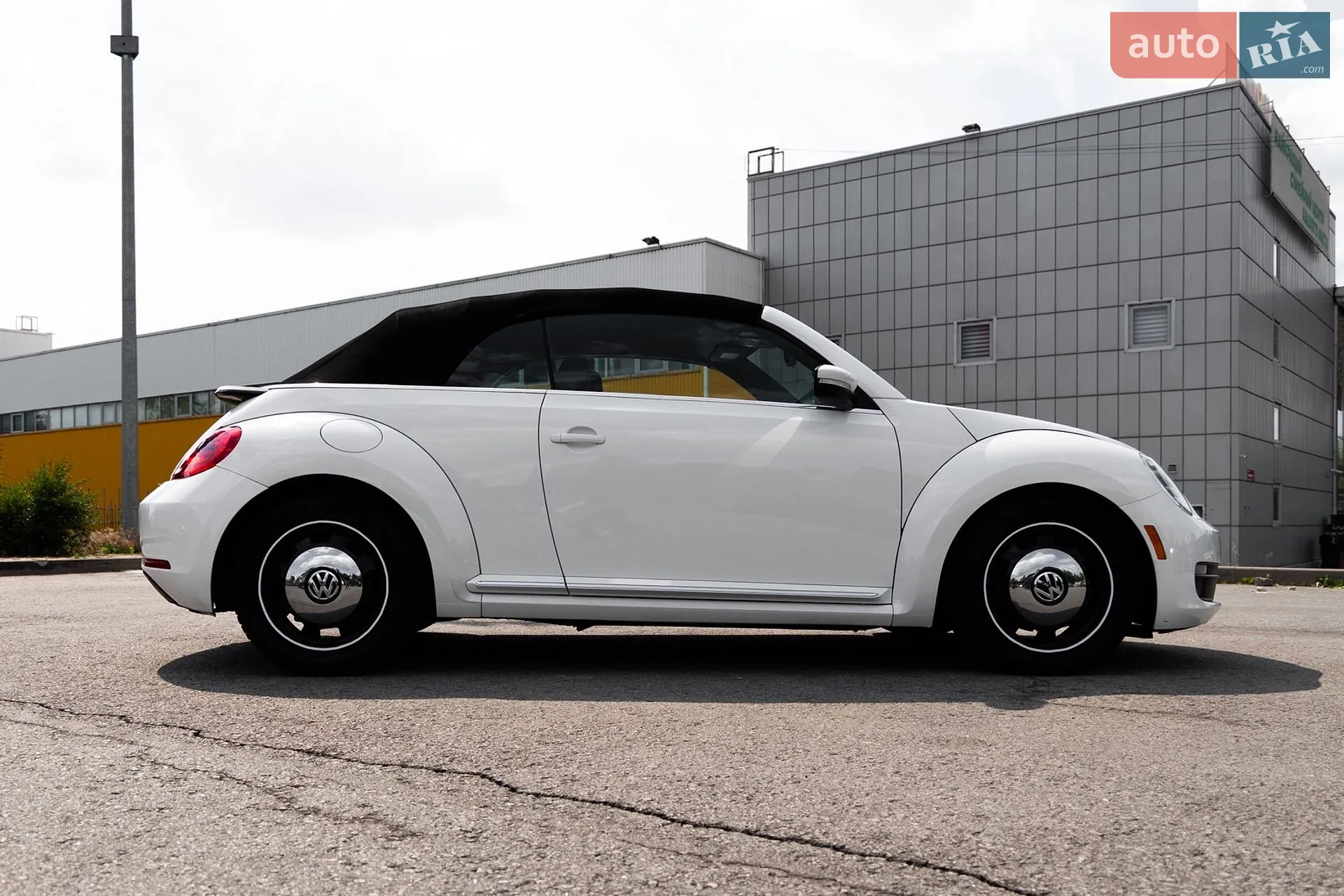 2013 Volkswagen Beetle - мініатюра 27
