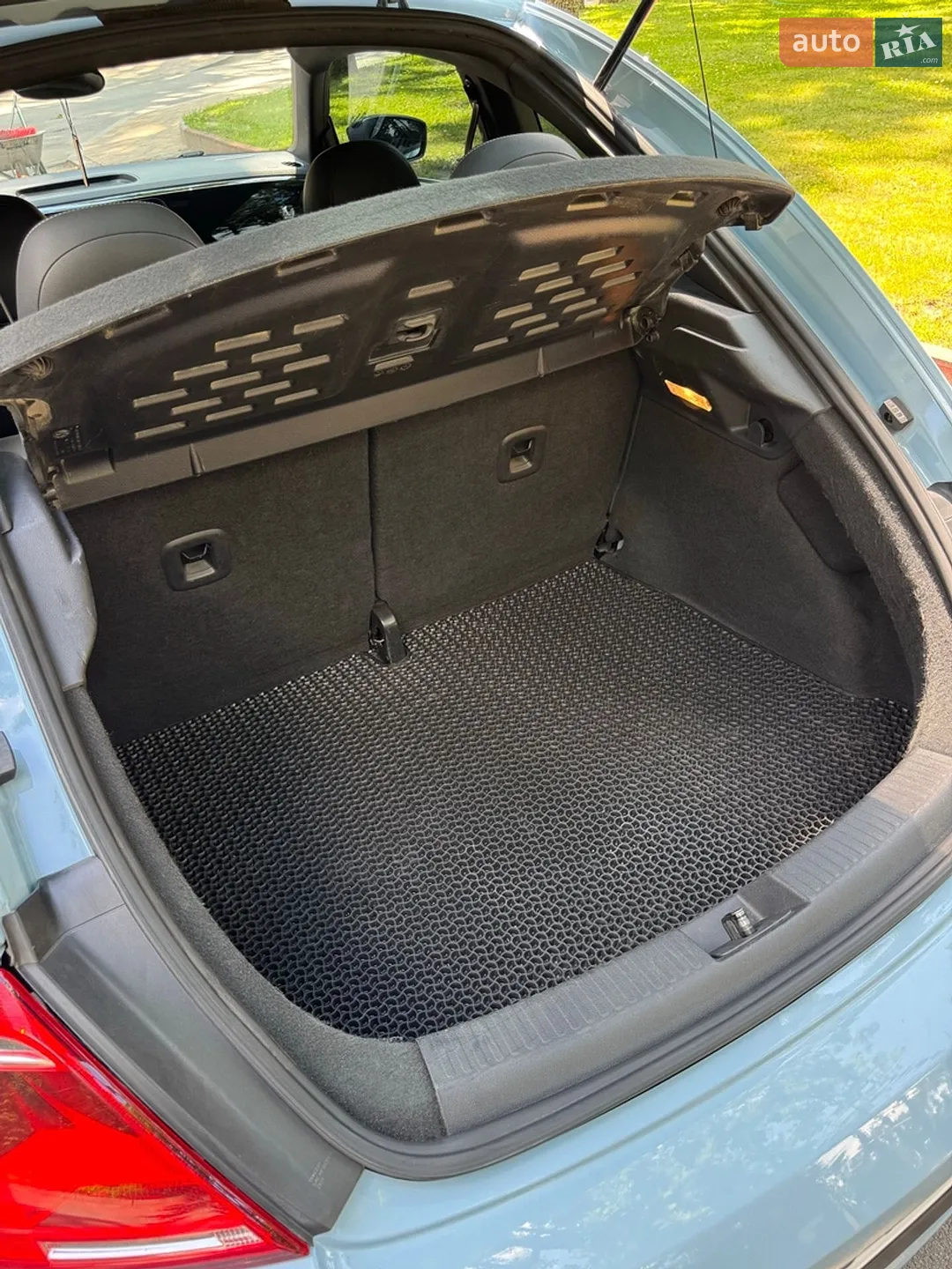 2015 Volkswagen Beetle - мініатюра 25