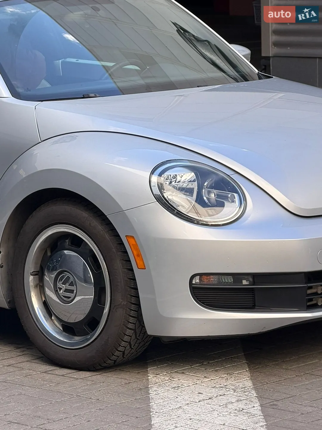 2014 Volkswagen Beetle - мініатюра 3