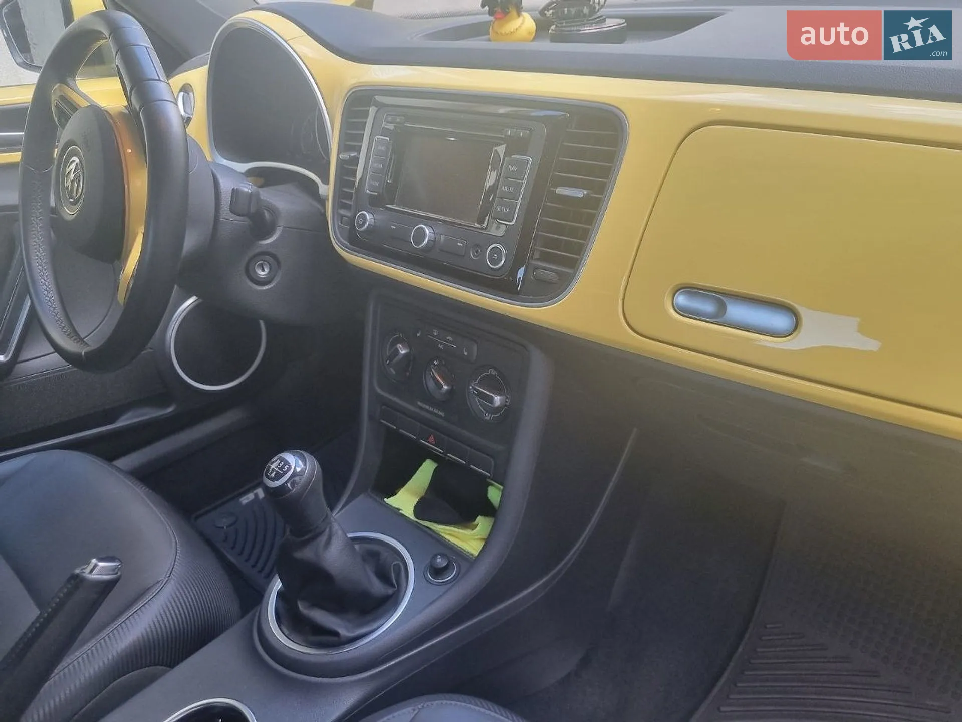 Volkswagen Beetle 2013 VIN 3VWHP7AT2EM632886 фото оголошення 4 з 21