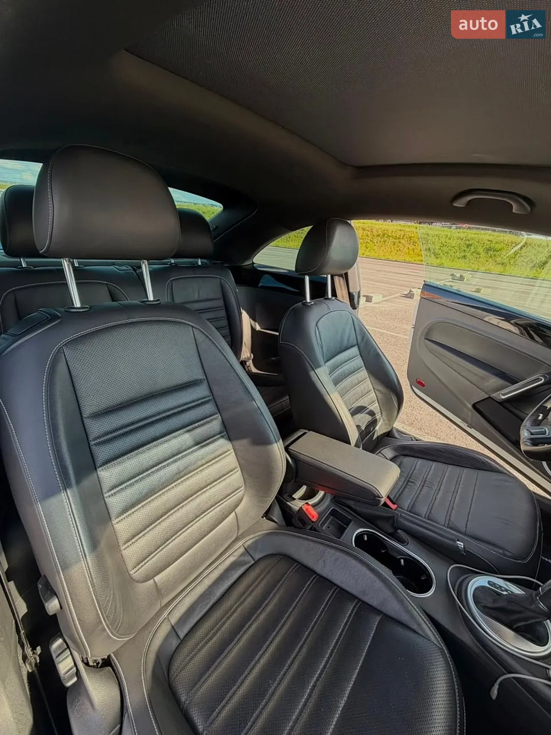 2014 Volkswagen Beetle - мініатюра 15