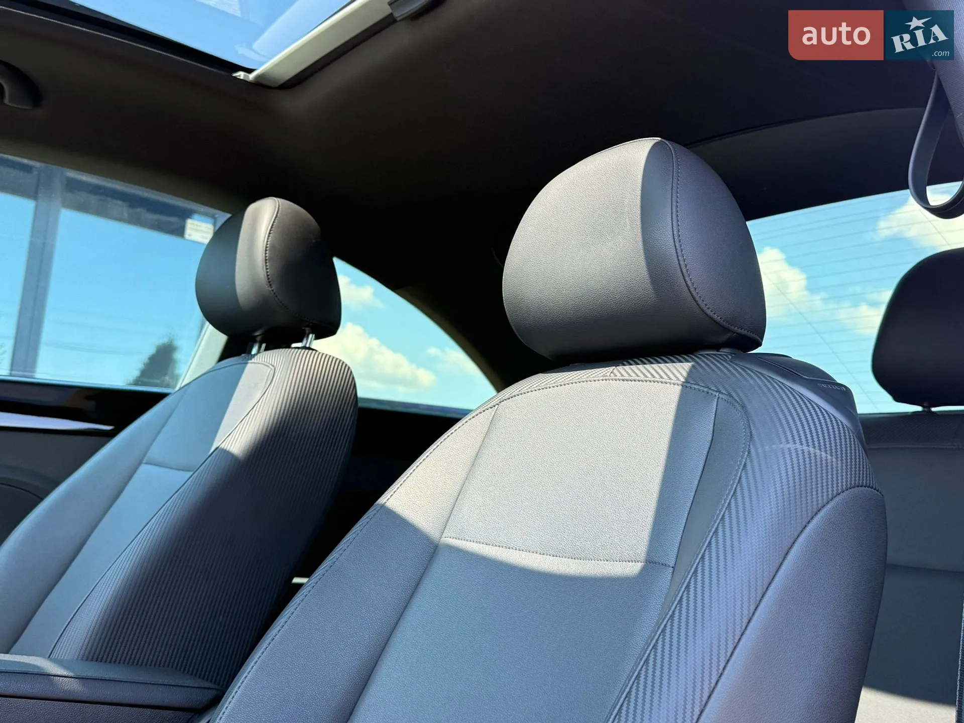 2013 Volkswagen Beetle - мініатюра 21