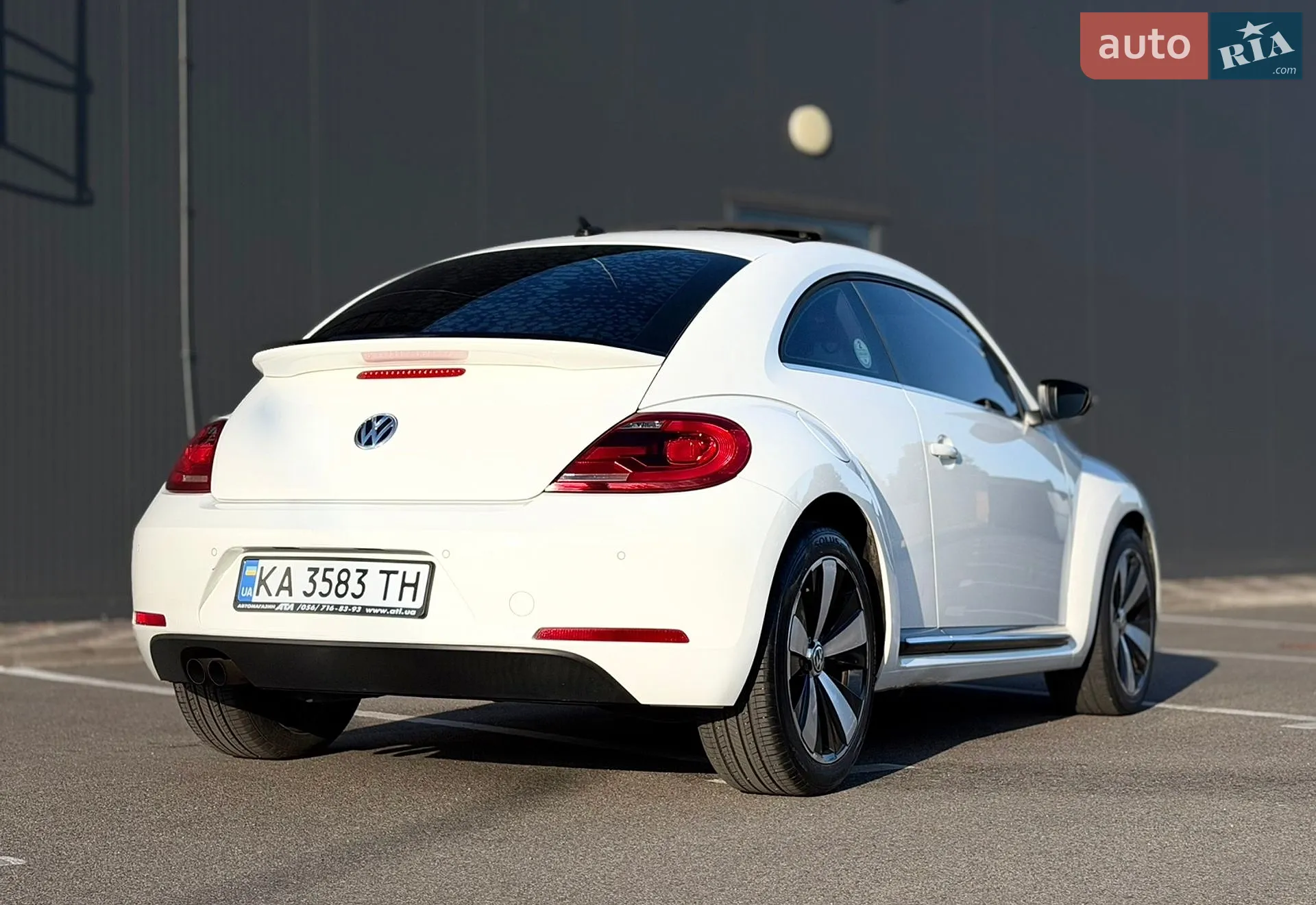 2015 Volkswagen Beetle - мініатюра 13
