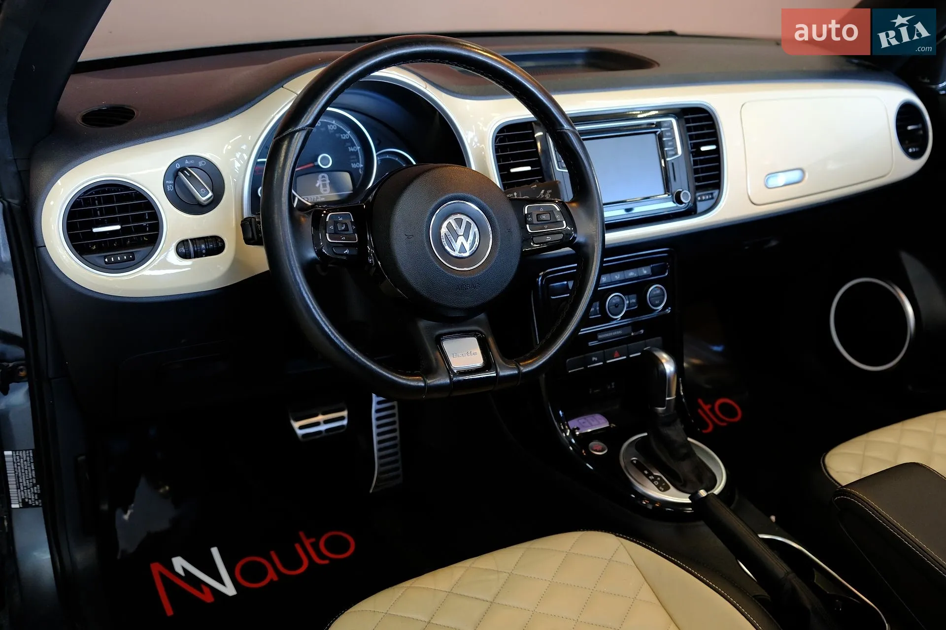 2019 Volkswagen Beetle - мініатюра 25