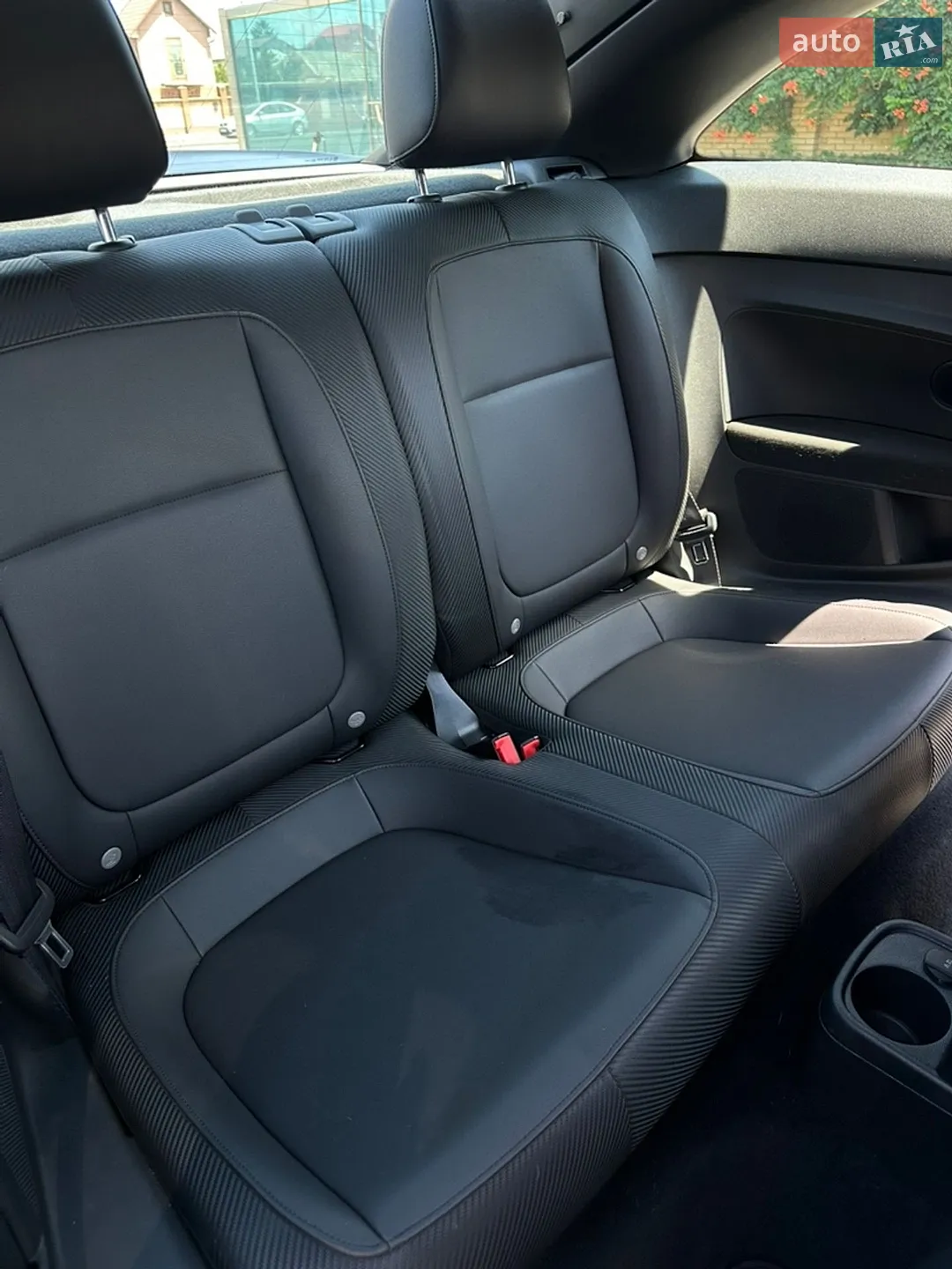 2015 Volkswagen Beetle - мініатюра 23