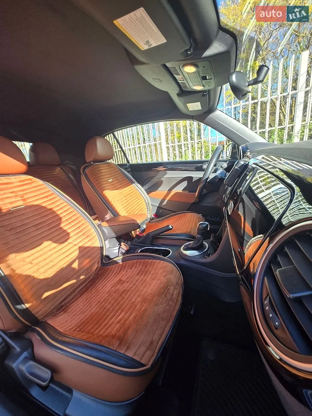 2015 Volkswagen Beetle - мініатюра 14