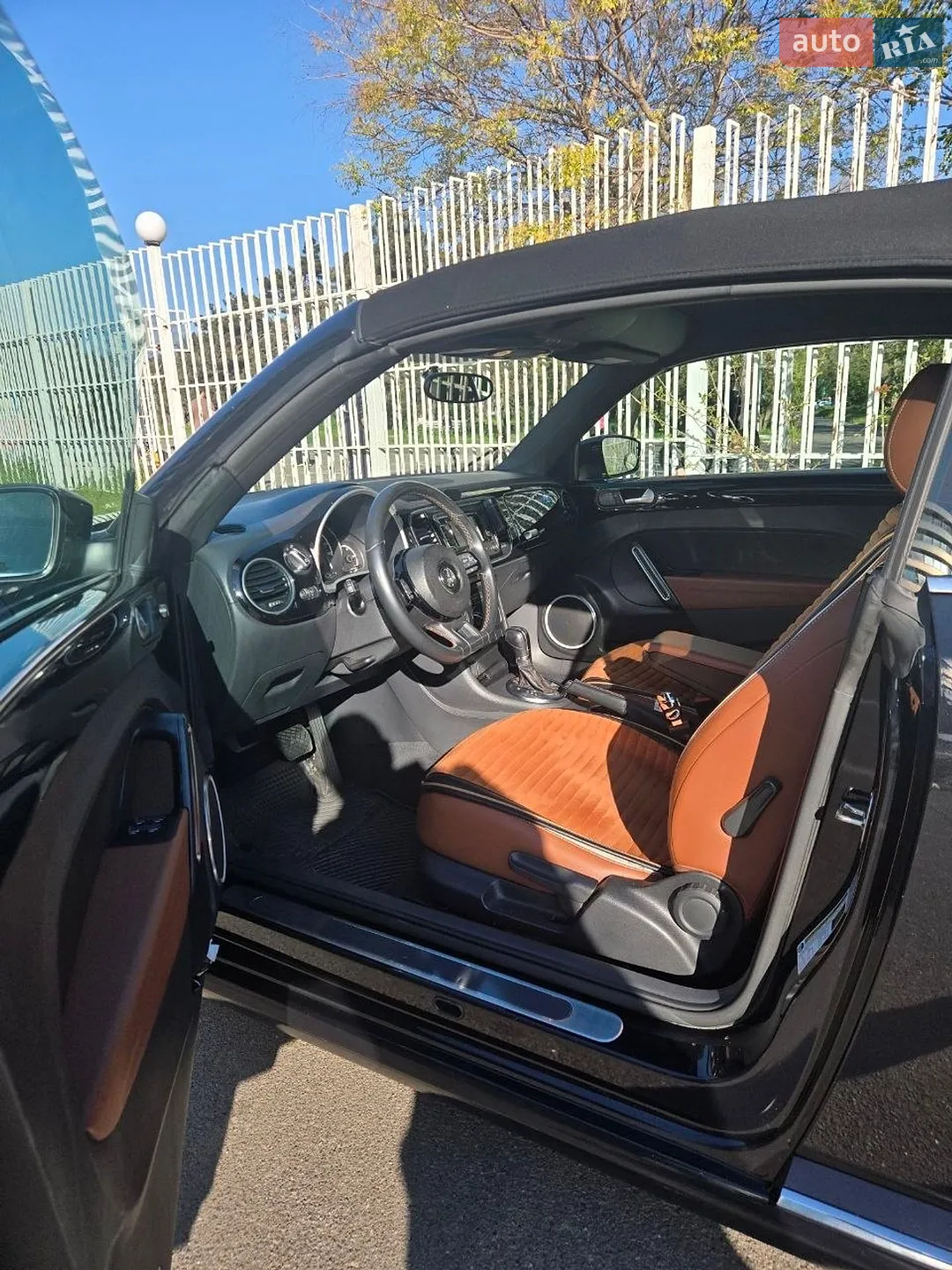 2015 Volkswagen Beetle - мініатюра 20