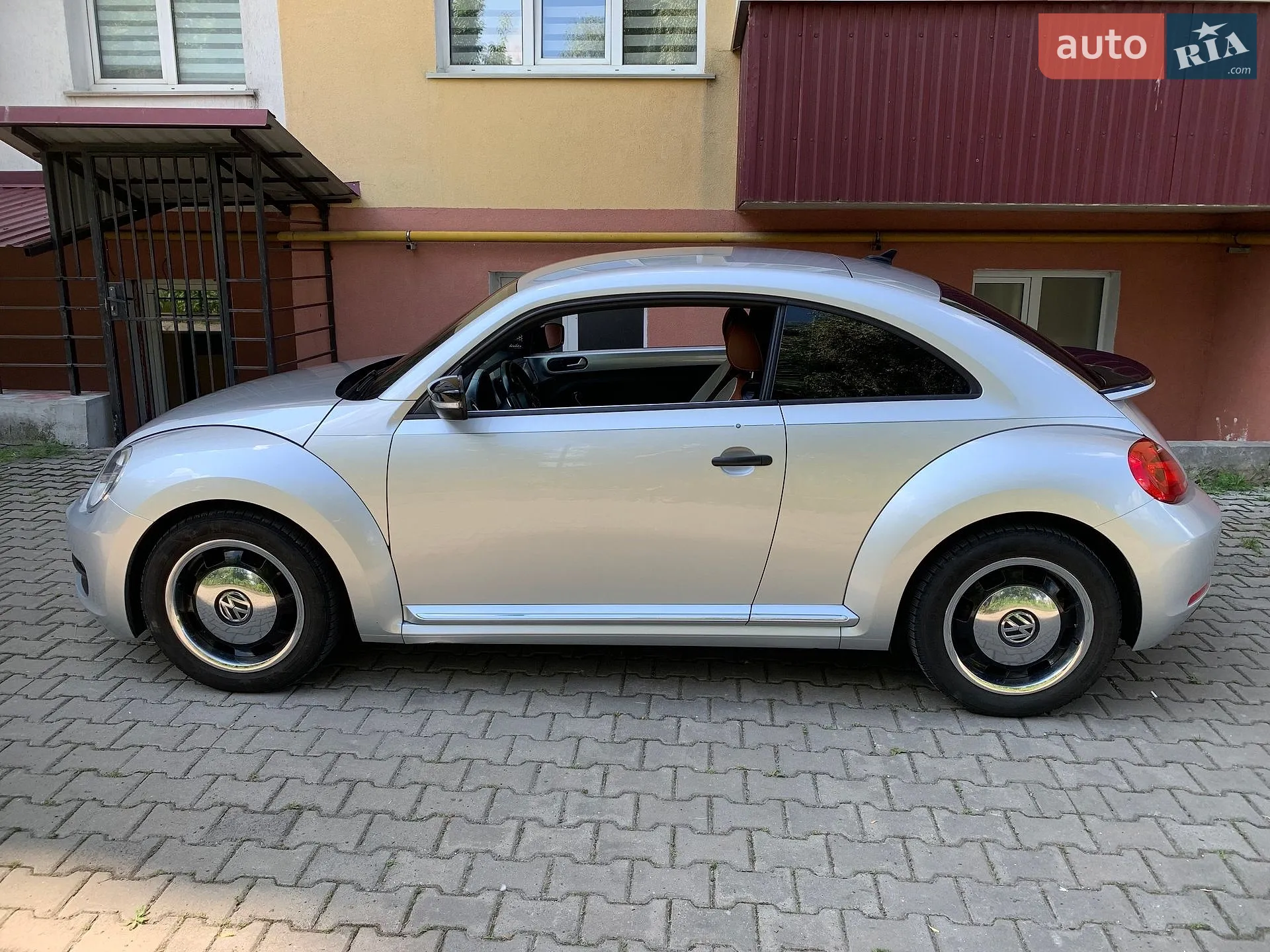 2015 Volkswagen Beetle - мініатюра 3