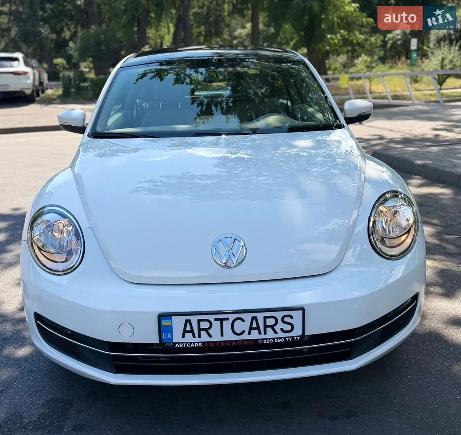 2014 Volkswagen Beetle - мініатюра 2