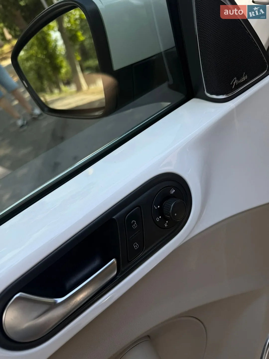 2014 Volkswagen Beetle - мініатюра 13