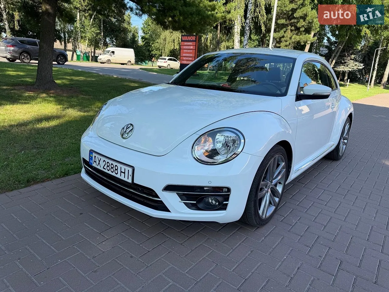 2017 Volkswagen Beetle - мініатюра 27