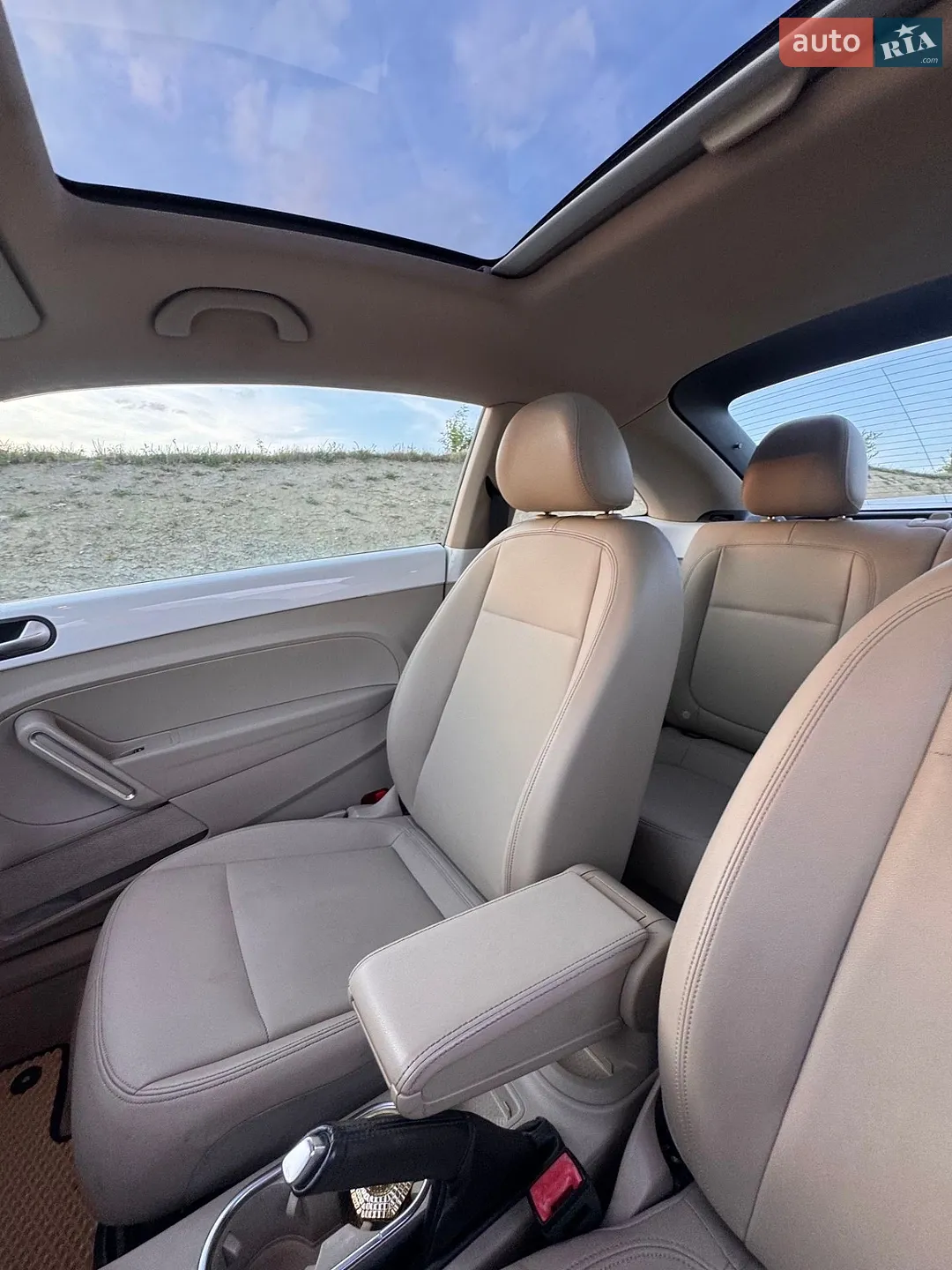 2013 Volkswagen Beetle - мініатюра 5